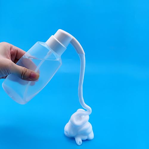 Innovative squeezy bottle foamer